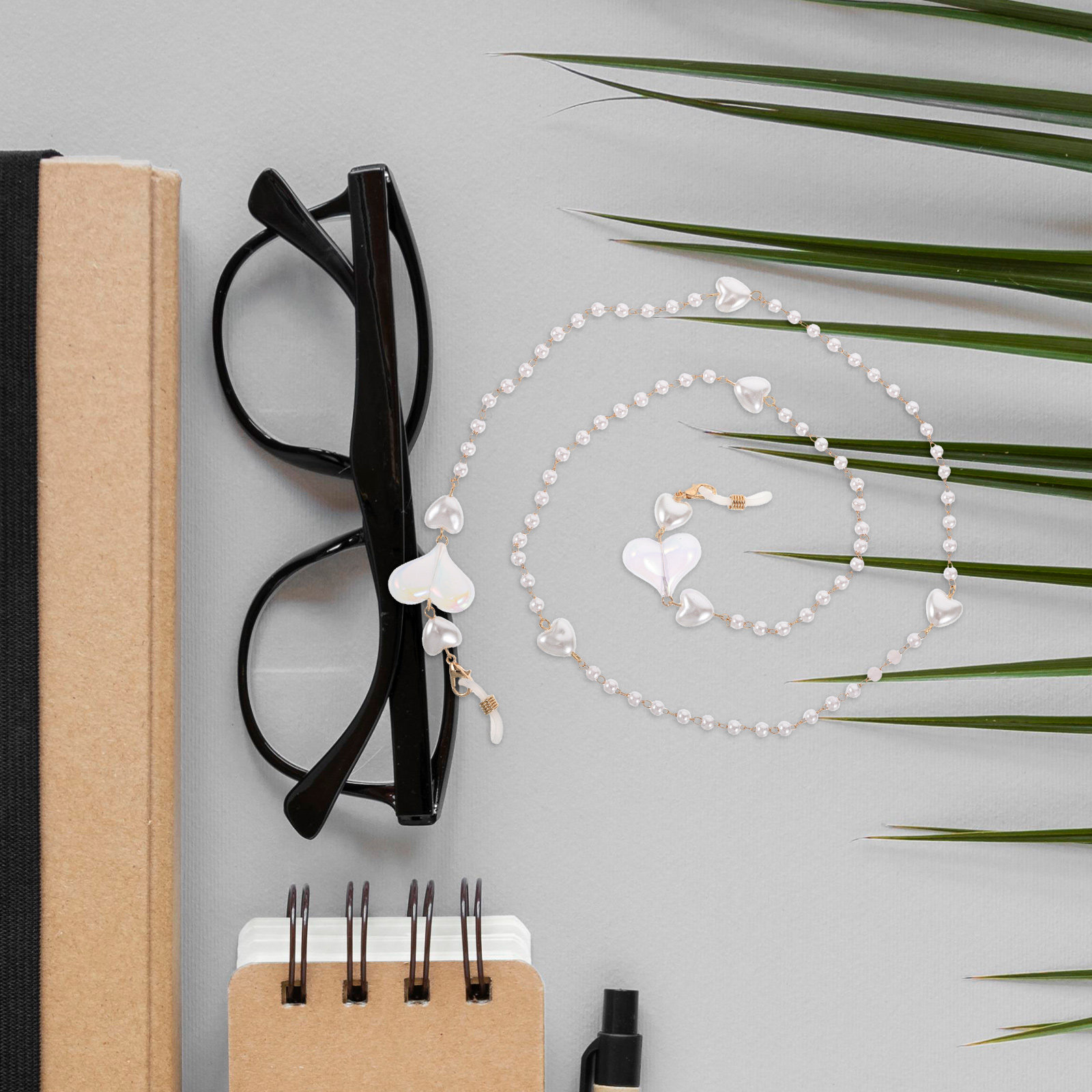 Mask Lanyard Adjustable - Rantai Kacamata Mutiara Simulasi Bentuk Hati